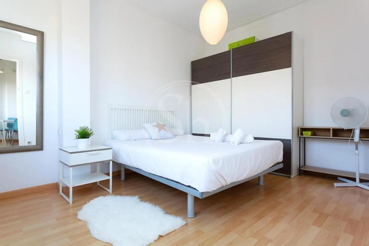 Apartamento Familiar En Avdiagonal Barcelona 0*,